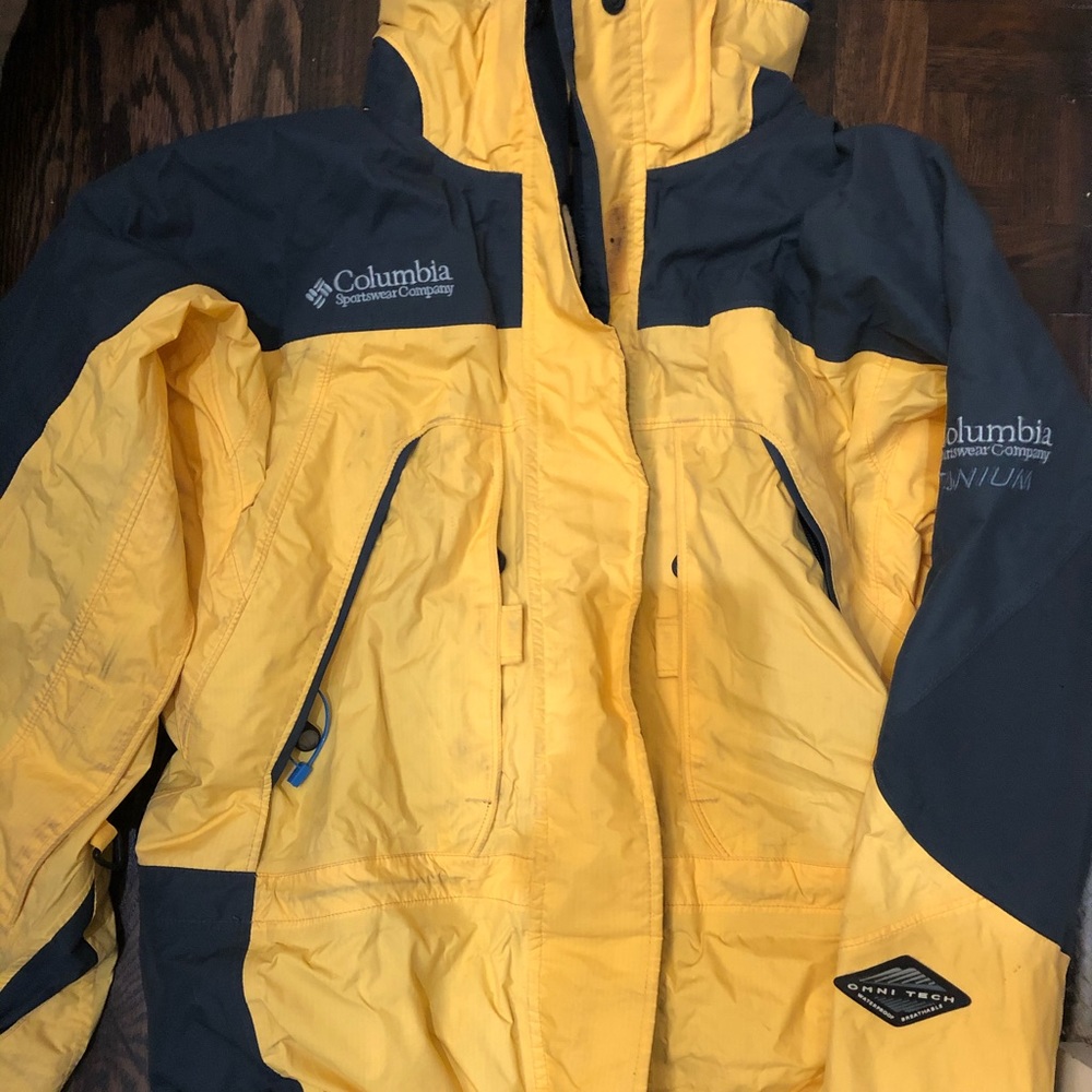 Women’s Columbia Jacket